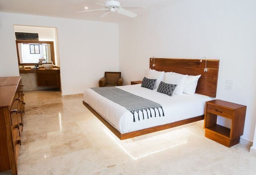 Junior Suite, Casa Del Jaguar Beach