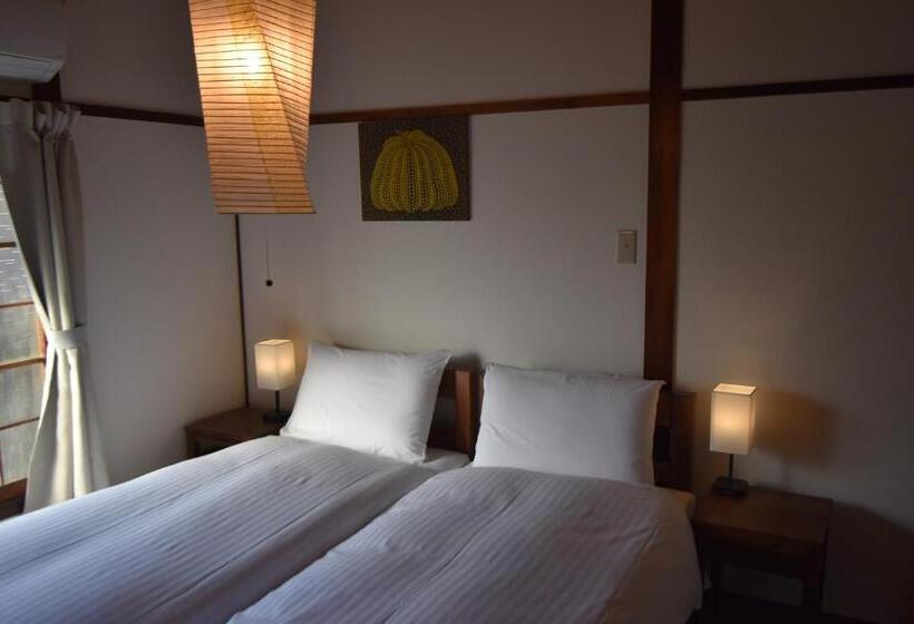 Chambre Familiale, Quaint House Naoshima
