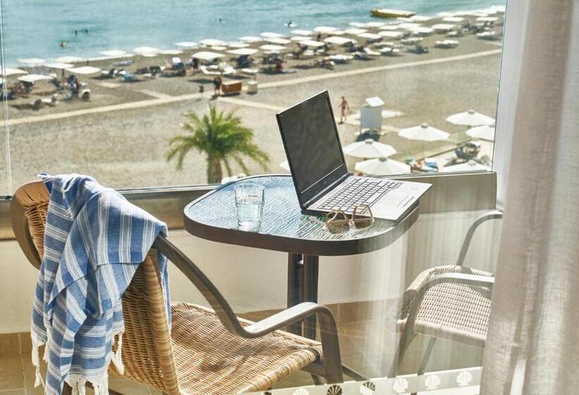 اتاق استاندارد با چشم‌انداز دریا, Lindos Bay