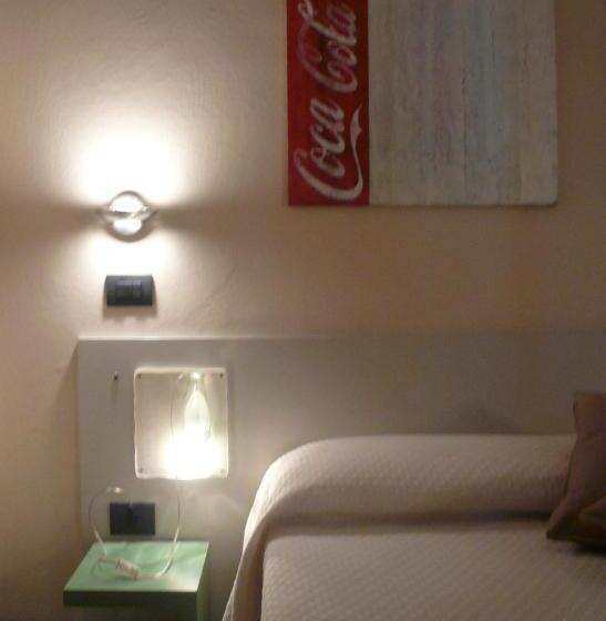 اتاق استاندارد سه نفره, Lucca In Villa Elisa & Gentucca