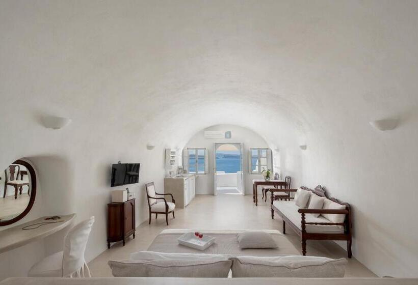 Deluxe люкс с видом, Thirea Suites