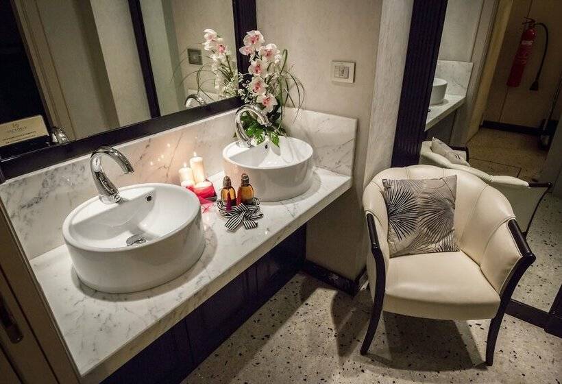 اتاق سوپریور, Victoria Hotel Letterario