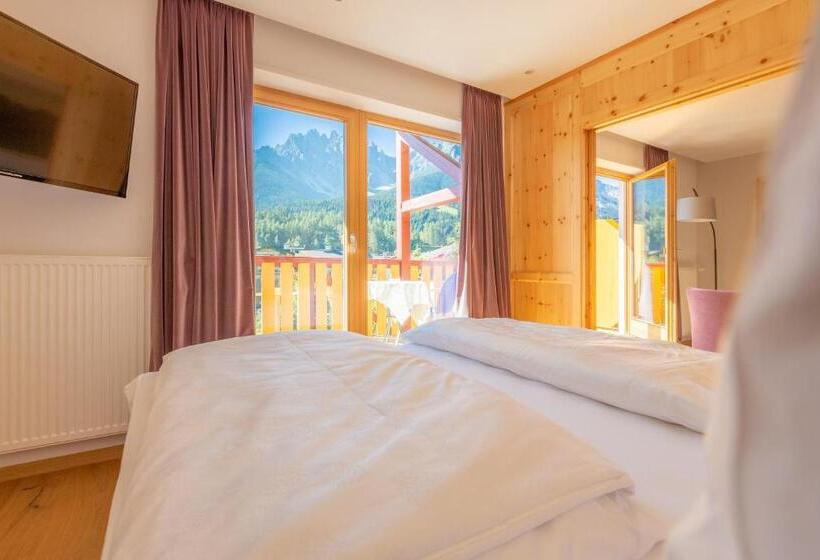 Люкс Вид на Горы, Villa Stefania