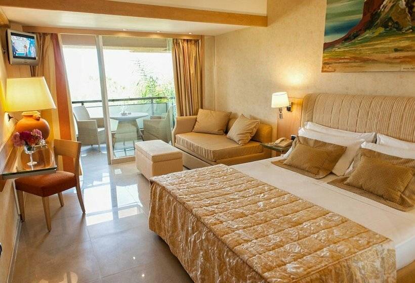 Номер Deluxe, Acacia Resort Parco dei Leoni