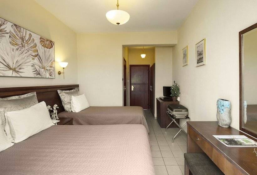 スタンダードトリプルルーム, Alkyonis Hotel