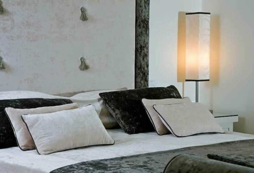 اتاق کلاسیک, Albergo Palazzo Decumani