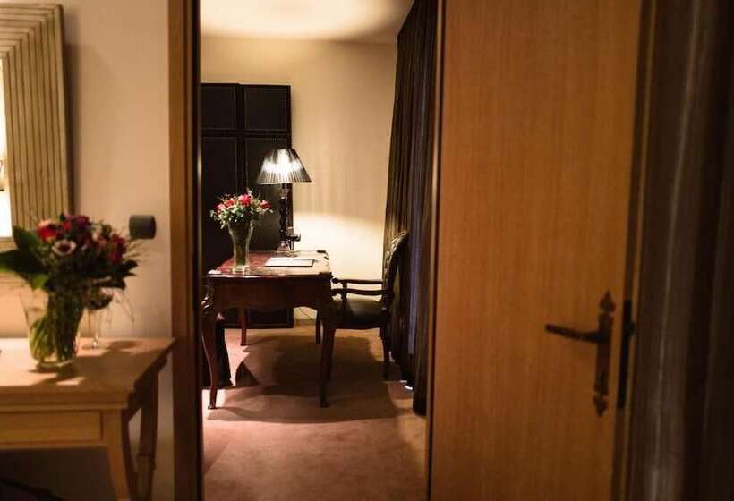 Президентский Люкс, Mainalon Resort