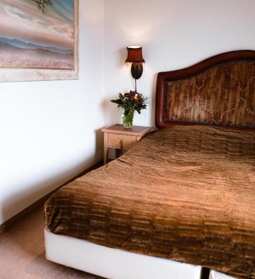 Семейный Номер, Mainalon Resort