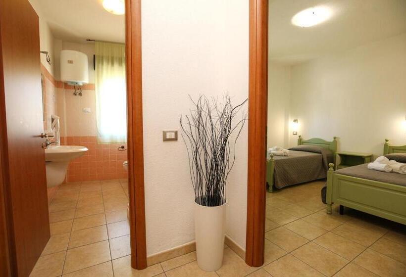 Семейный Номер, Residence Ampurias