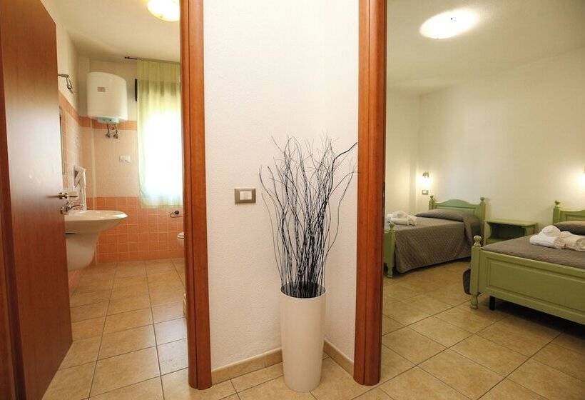 Семейный Номер, Residence Ampurias