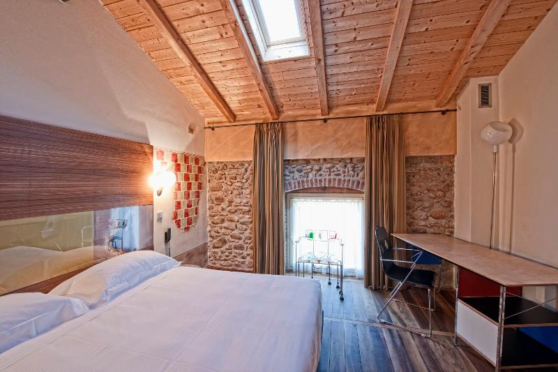 اتاق کلاسیک, Veronesi La Torre