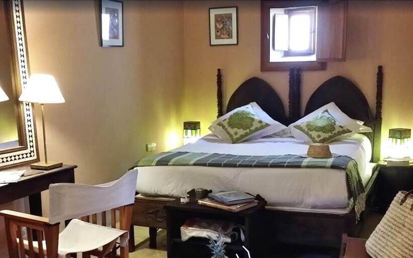 اتاق استاندارد سه نفره, Riad Al Ksar & Spa