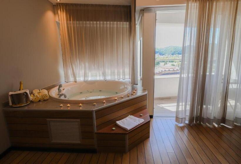 Номер Стандарт с Гидромассажем, Wellness Hotel Villa Magdalena