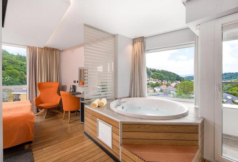 Номер Стандарт с Гидромассажем, Wellness Hotel Villa Magdalena