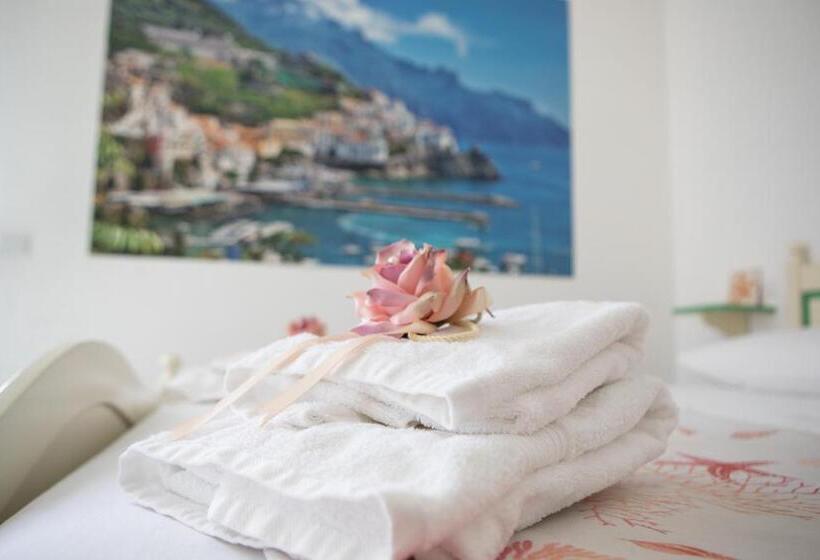 Номер Стандарт с Балконом, Il Ceppo Sui Sentieri Per Amalfi