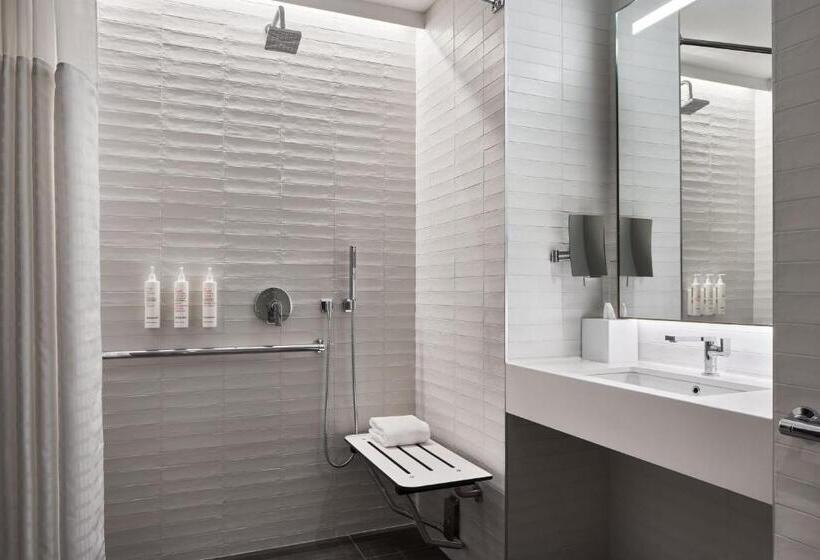 장애인을 위한 스탠다드 룸, Marriott Bethesda Downtown At Marriott Hq