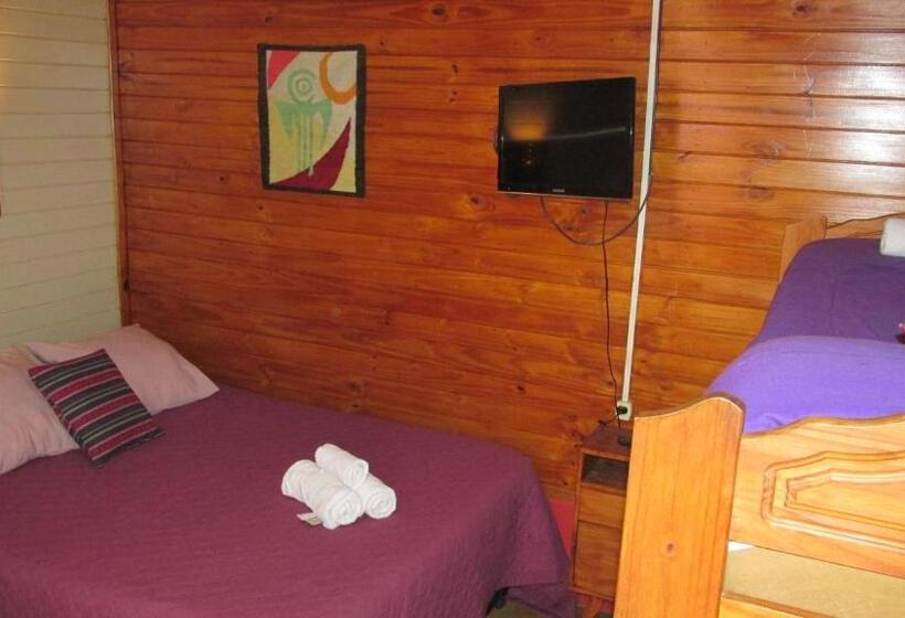 스탠다드 트리플 룸, Hostal Del Suri