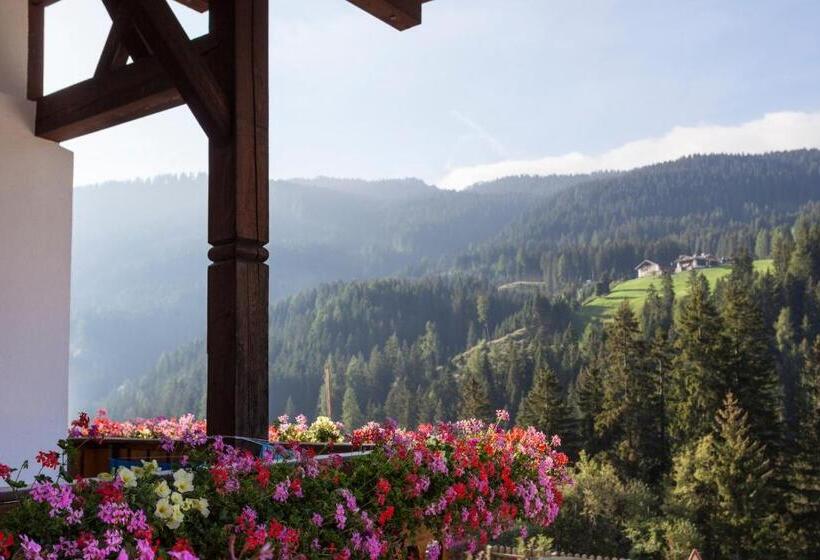 带1个卧室的带阳台的公寓, Alpenspitz Appartements   Garni   B&b