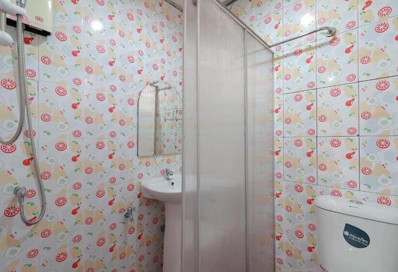 Номер Deluxe, Oyo 553 Kongsup Resort