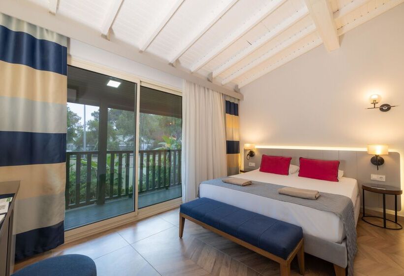 Семейный Номер с Койками, Crystal Flora Beach Resort - Ultimate All Inclusive