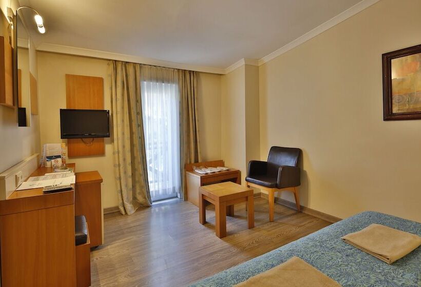 Семейный Номер, Crystal Flora Beach Resort - Ultimate All Inclusive