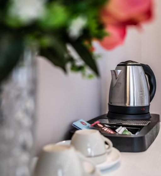 سوییت جونیور لوکس, Globo Suite Correnti Hotels
