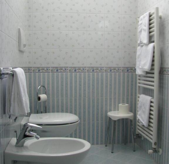 Standard Triple Room with Terrace, Nès Crépes