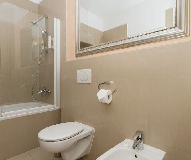 Трехместный Номер Superior, Floryan Old Town
