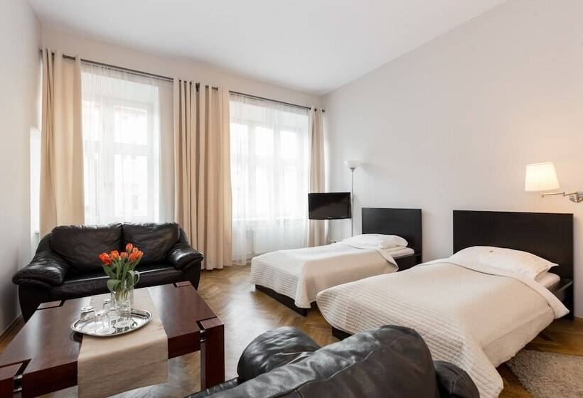Трехместный Номер Superior, Floryan Old Town