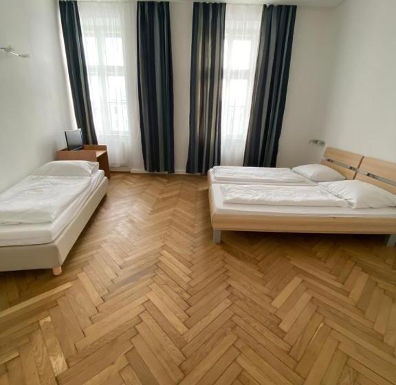 스탠다드 트리플 룸, Kolbeck Rooms