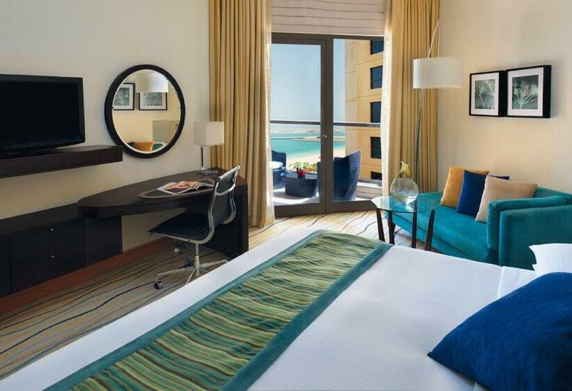 Номер Executive Кровать Кинг, Mövenpick Hotel Jumeirah Beach
