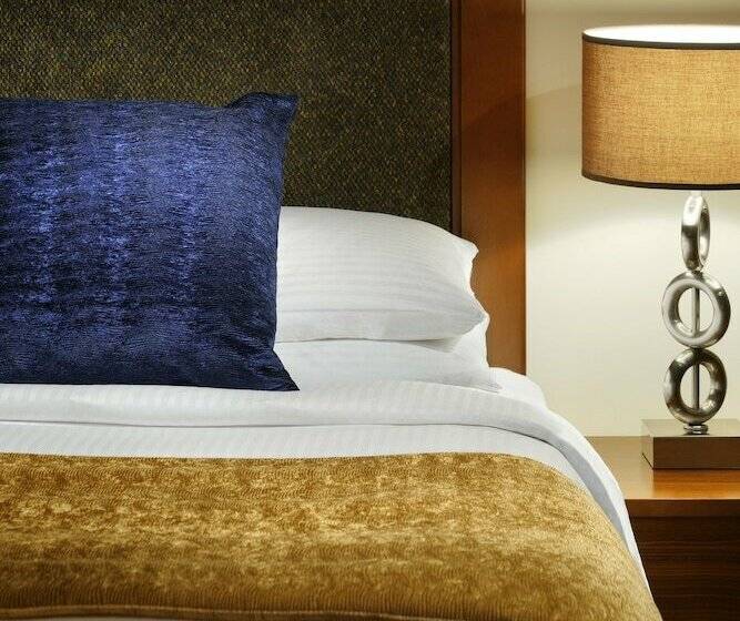 Президентский Люкс, Mövenpick Hotel Jumeirah Beach