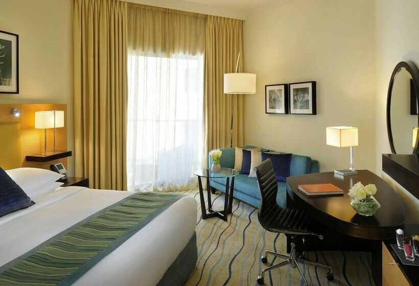 Номер Superior, Mövenpick Hotel Jumeirah Beach
