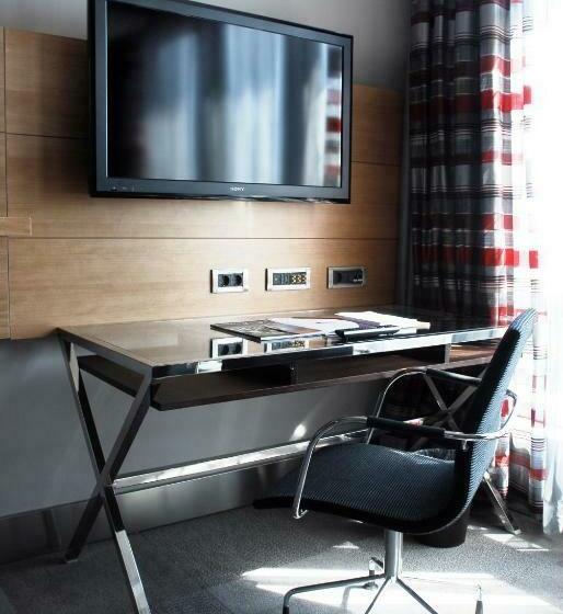 デラックスルーム, Point Hotel Barbaros