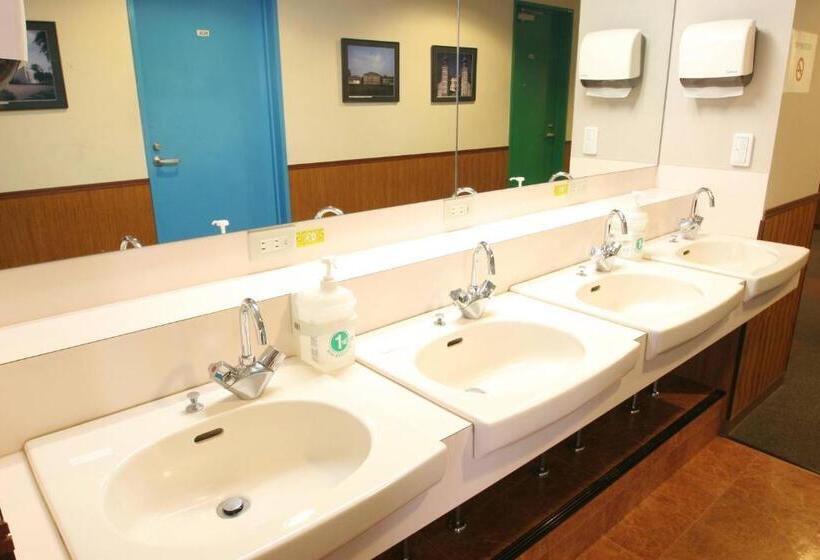 Номер Стандарт с Койками Совместная Ванная, Sakura Hotel Ikebukuro