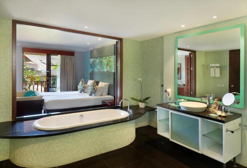 Номер Deluxe Кровать Кинг с Видом, Novotel Bali Nusa Dua