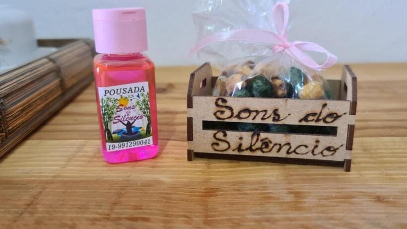 장애인을 위한 스탠다드 룸, Pousada Sons Do Silêncio