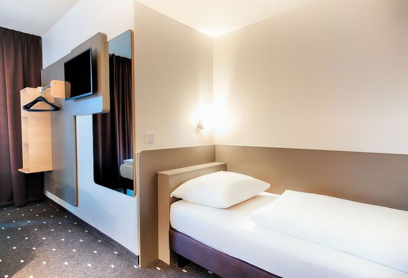 Номер Стандарт, B&b Hotel Emden