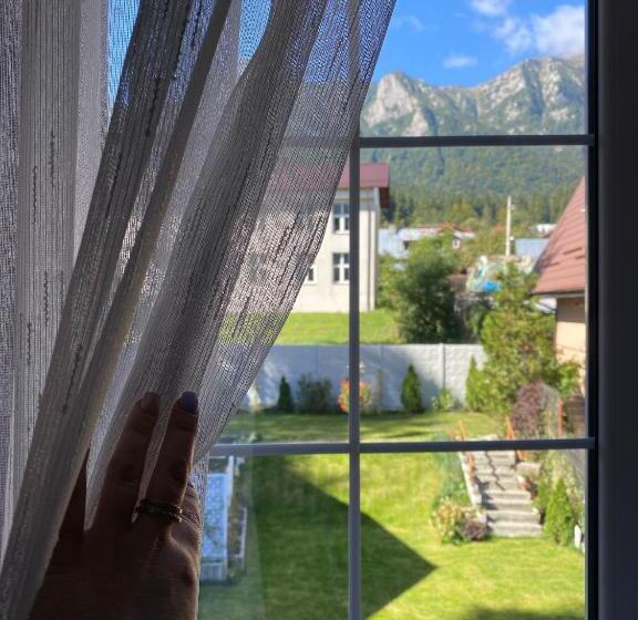 Апартаменты Deluxe 1 Спальня, Royal Inn Busteni Adults Only