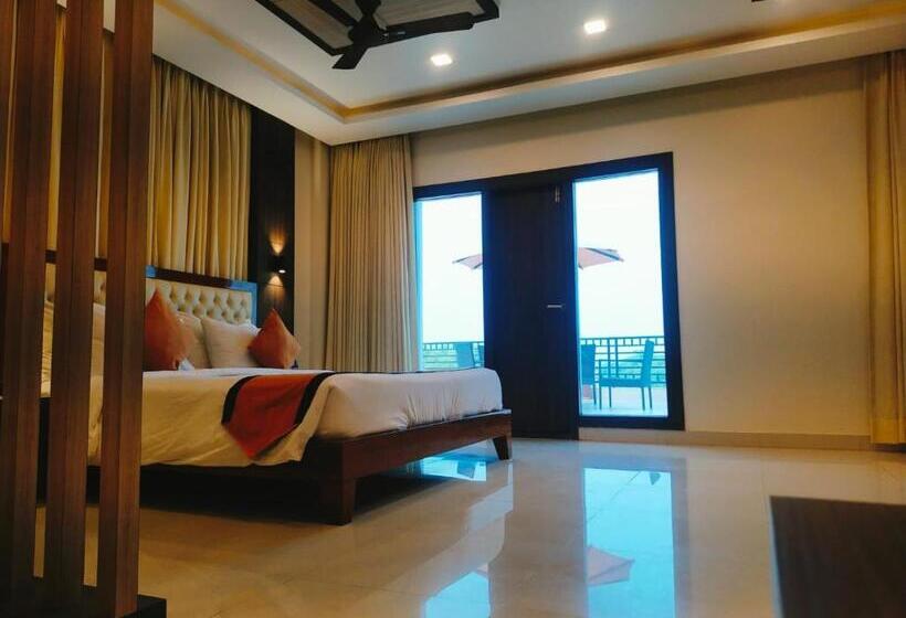 Люкс, Sambhabana Hotel & Suites