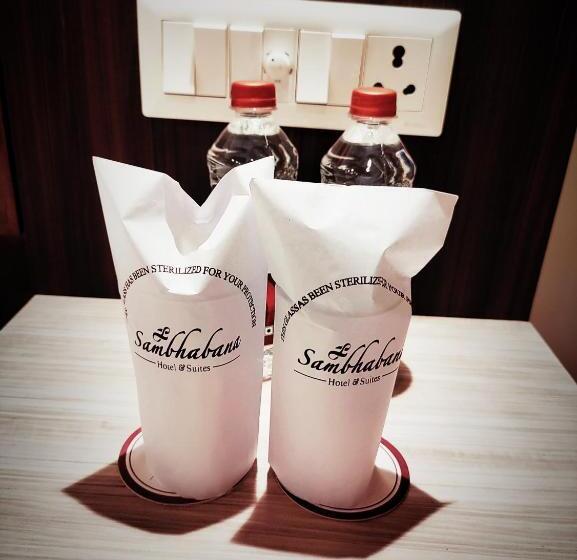 Номер Deluxe с Балконом, Sambhabana Hotel & Suites