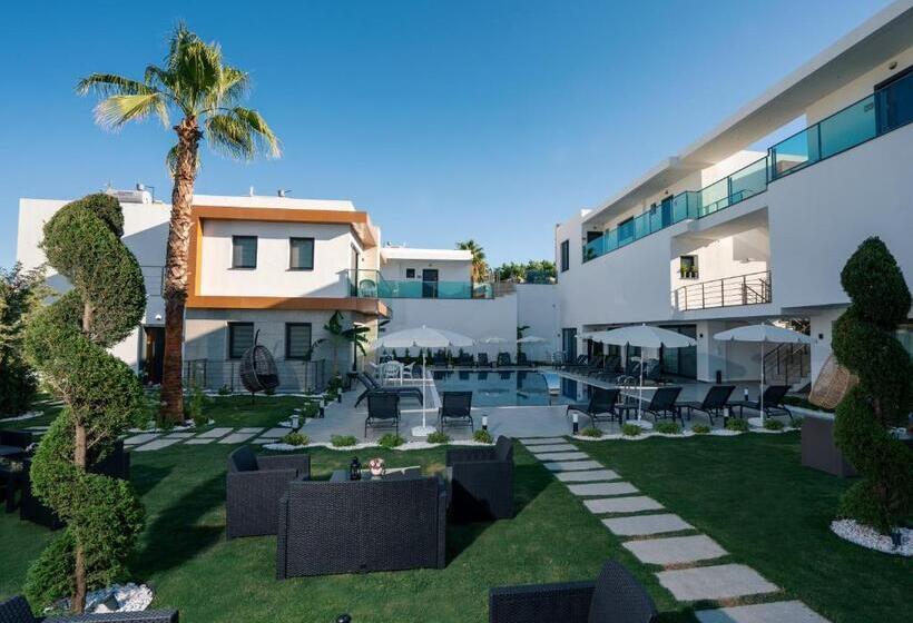 Suíte Vista Piscina, Milenyum Residence