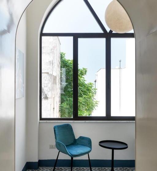 سوییت, Palazzo Frangipane