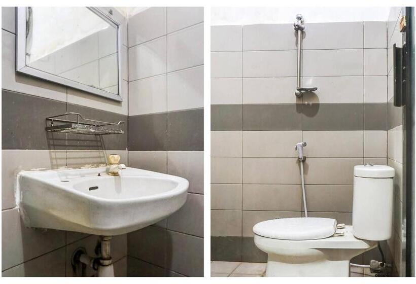 Standard Room, Kost 59 Redpartner
