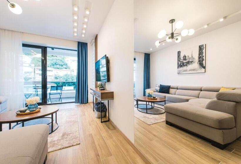 Deluxe Suite Sea View, Atelier