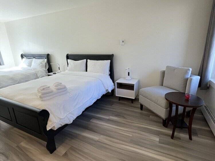 Студия Deluxe, Destination Inn