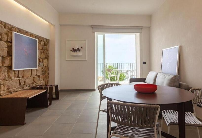 带1个卧室的带阳台的公寓, Maina Country Resort
