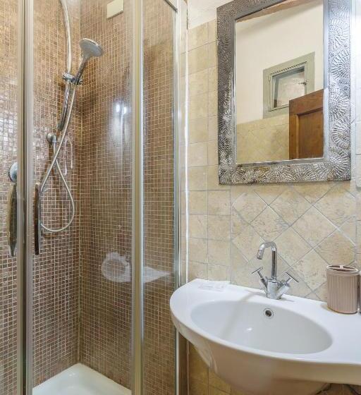 Family Suite, Un Posto