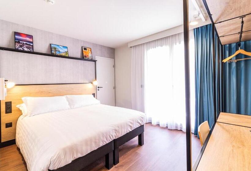 Номер Superior с Балконом, Ibis Roquebrune Cap Martin Menton