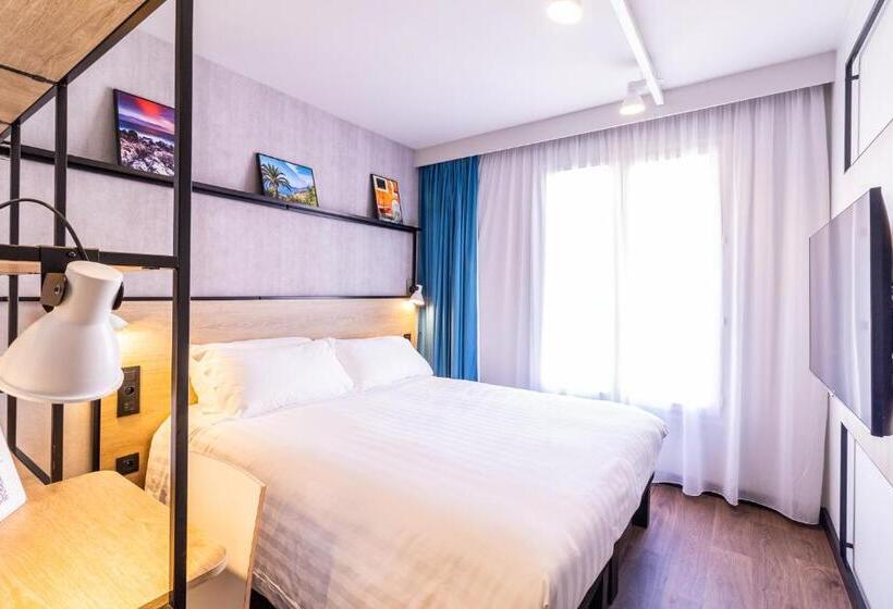 Номер Стандарт, Ibis Roquebrune Cap Martin Menton